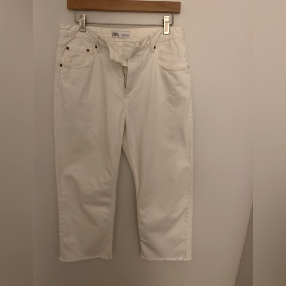 Zara Women White Denim Straight Leg Jeans Raw Hem Size 10 Excellent Condition - Picture 4 of 5